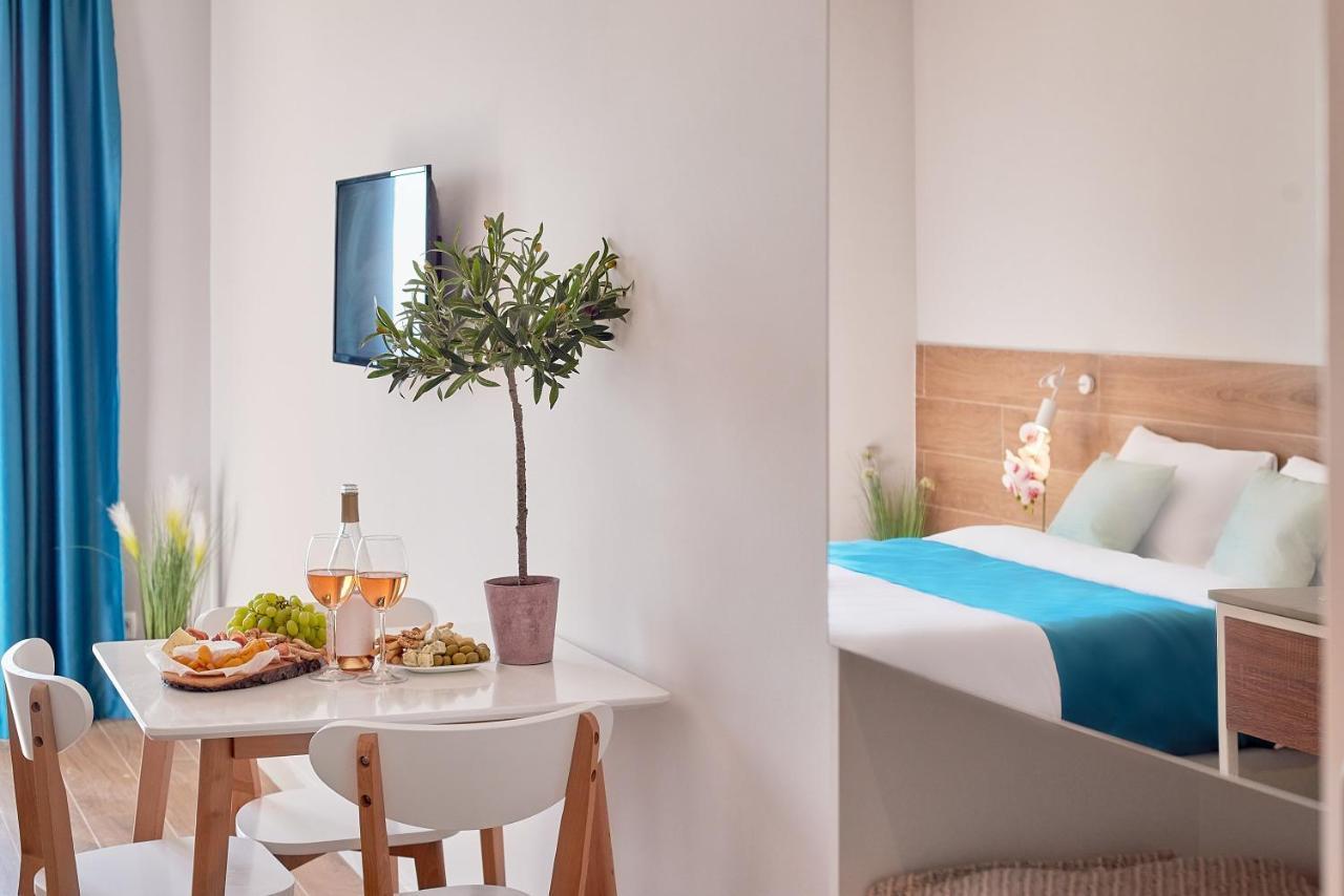 בודווה Garni Hotel Larimar מראה חיצוני תמונה