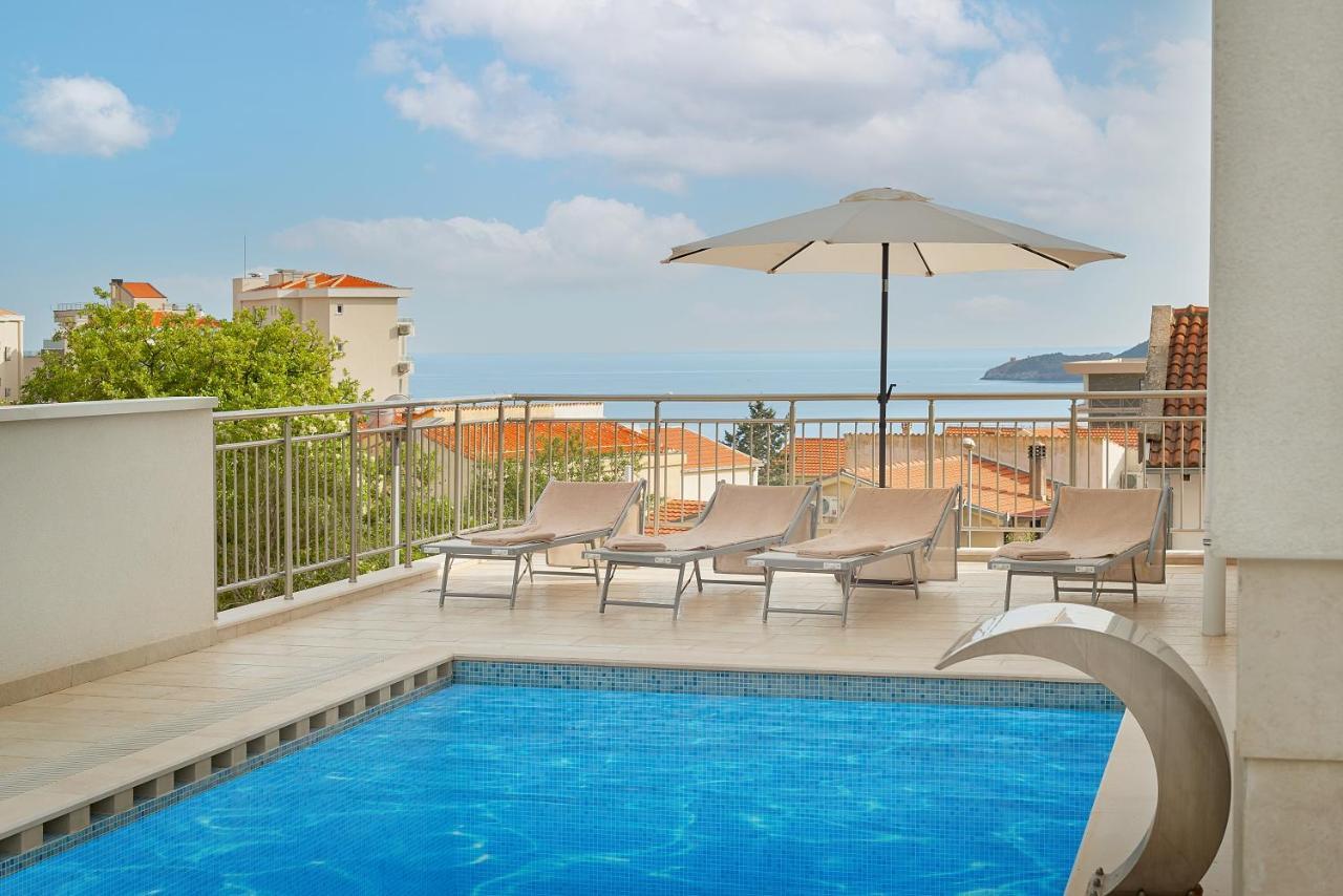 בודווה Garni Hotel Larimar מראה חיצוני תמונה