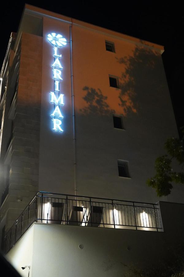 בודווה Garni Hotel Larimar מראה חיצוני תמונה